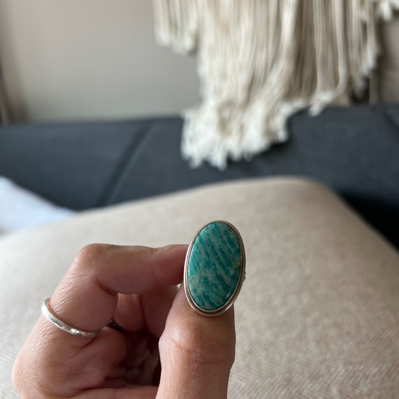 Sterling silver turquoise oval ring. Size 6.5 - Picture 3 of 5